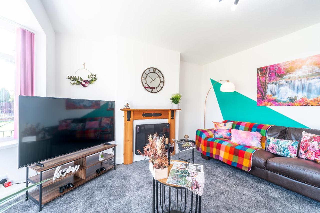 Aseda 4 Bedroom Private Parking, Game Zone -Pool Table, Garden Home 赫尔河畔京士顿 外观 照片
