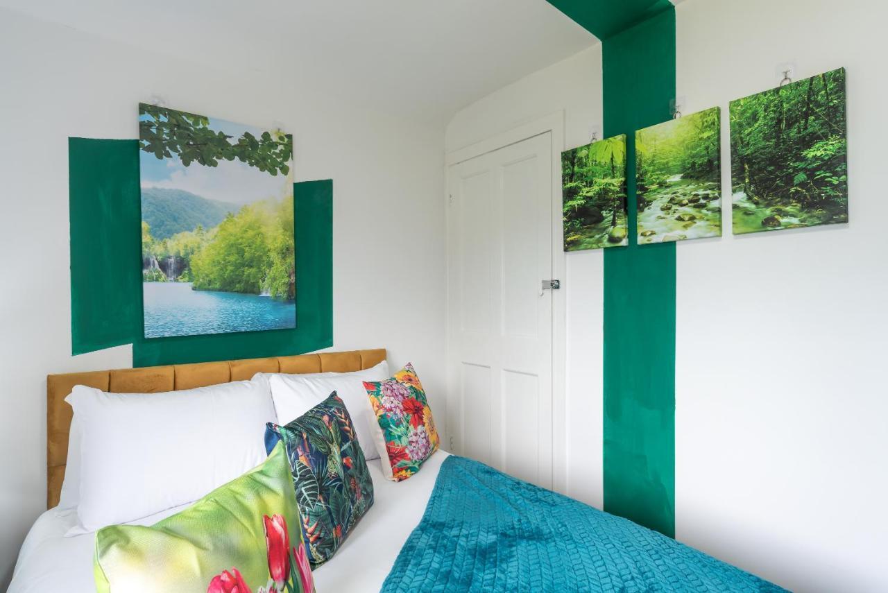 Aseda 4 Bedroom Private Parking, Game Zone -Pool Table, Garden Home 赫尔河畔京士顿 外观 照片