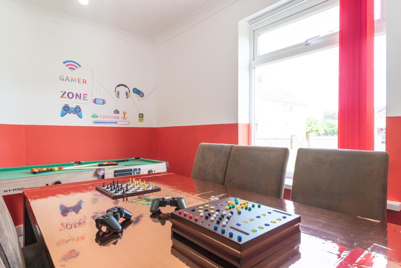 Aseda 4 Bedroom Private Parking, Game Zone -Pool Table, Garden Home 赫尔河畔京士顿 外观 照片