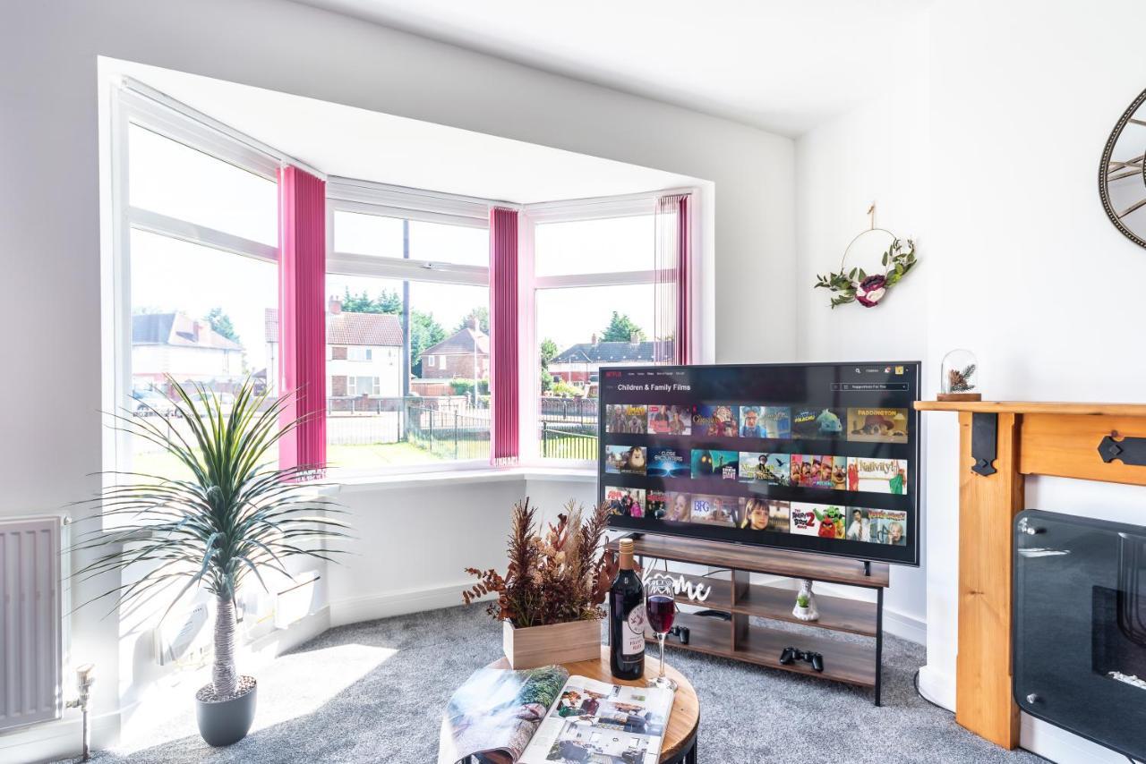 Aseda 4 Bedroom Private Parking, Game Zone -Pool Table, Garden Home 赫尔河畔京士顿 外观 照片