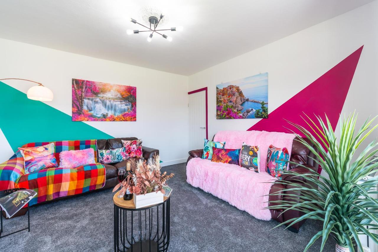 Aseda 4 Bedroom Private Parking, Game Zone -Pool Table, Garden Home 赫尔河畔京士顿 外观 照片